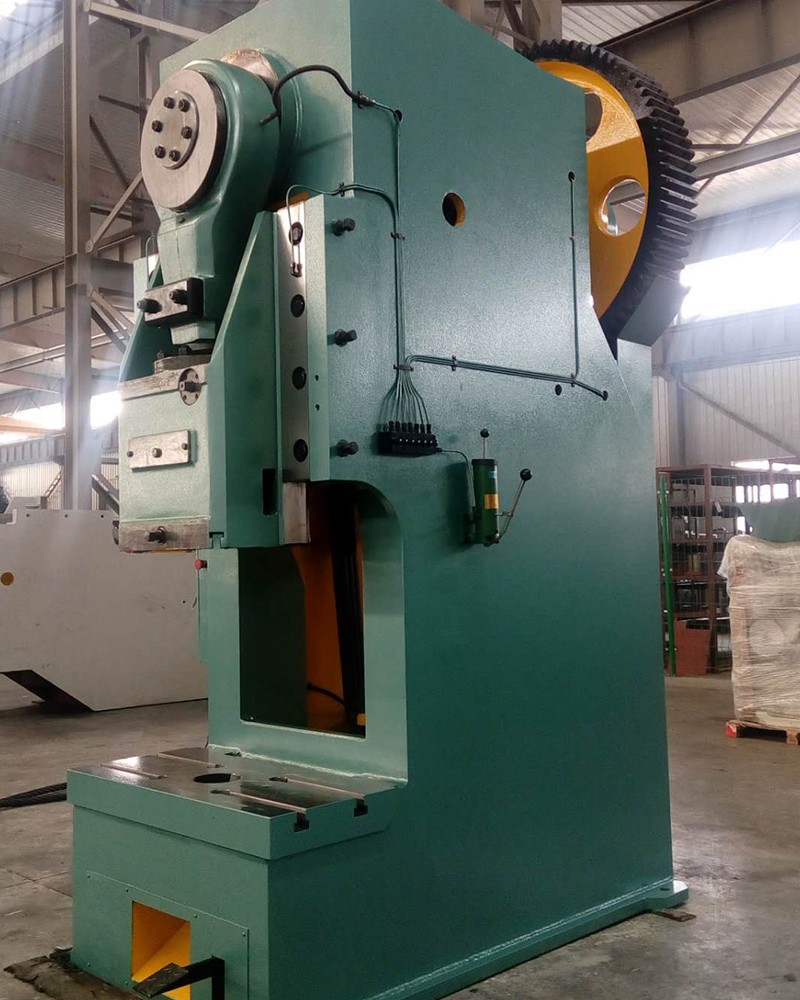 車(chē)輪輪輻風(fēng)孔專(zhuān)用壓力機(jī)